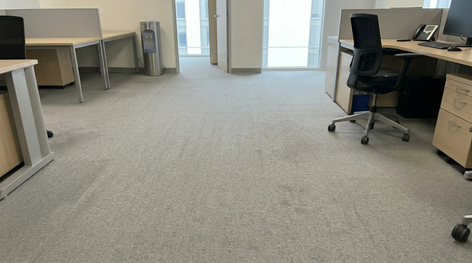 Büro nach der professionellen Reinigung in Hagen